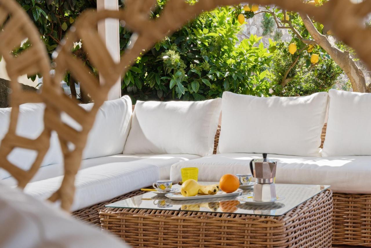 Capri Town Apartments Экстерьер фото
