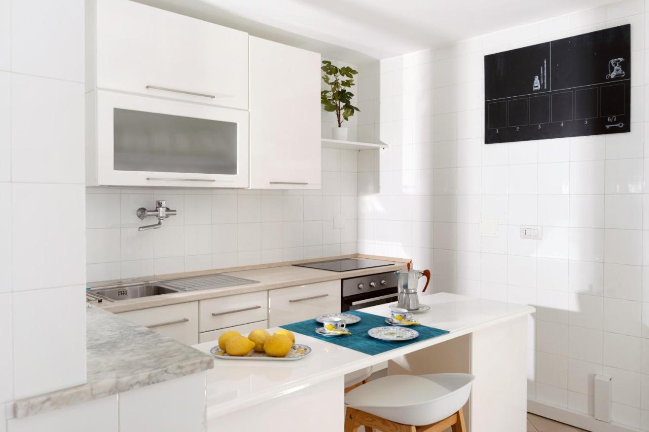 Capri Town Apartments Экстерьер фото